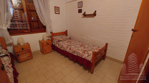 Dúplex En Venta De 2 Dormitorios C/ Cochera En Costa Azul.