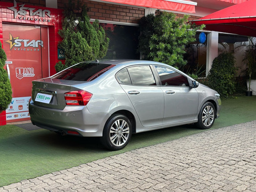 Honda City Sedan LX 1.5 Flex 16V 4p Aut.