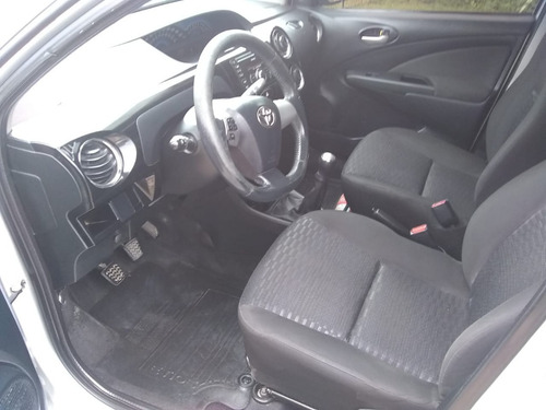 Toyota Etios 1.5 Xls 2013