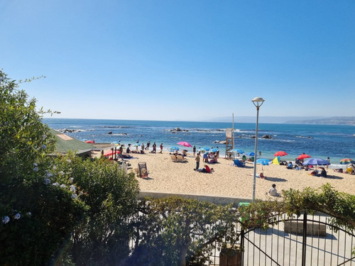 Casa Frente Al Mar Con 4 Kayacs.
