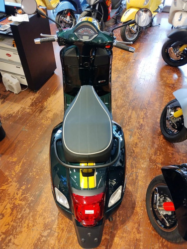 Imagen 10 de 15 de Vespa Gts 300 Racing Sixties Entrega Inmediata!!!!!!
