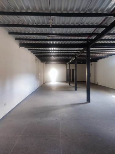 Pgm Bienes Raíces Vende Edificio Comercial / Industrial / Deposito