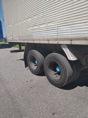 Carreta Baú 2 Eixos 94 28 Pallets Assoalho Chapa