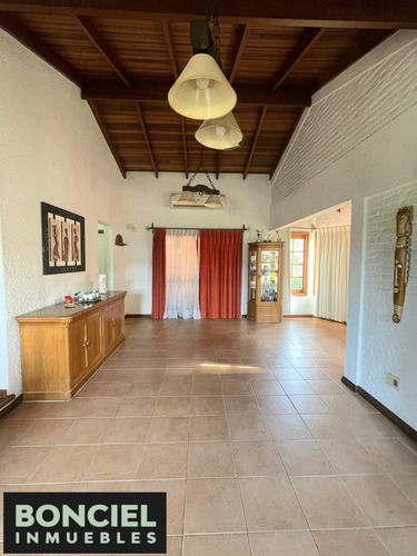 Excelente Casa 3 Dormitorios En Colinas Del Mirador