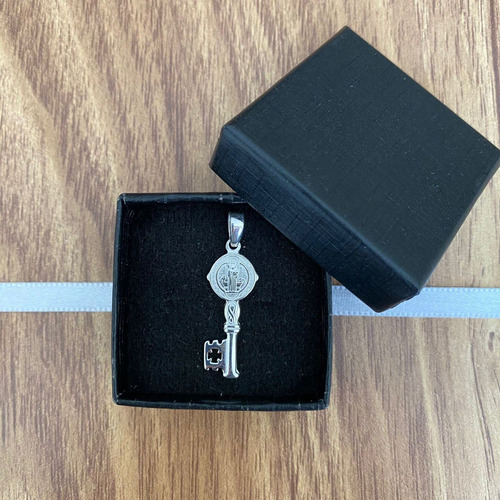 Imagen 8 de 10 de Dije Llave San Benito De Plata .925 Agálea Joyería