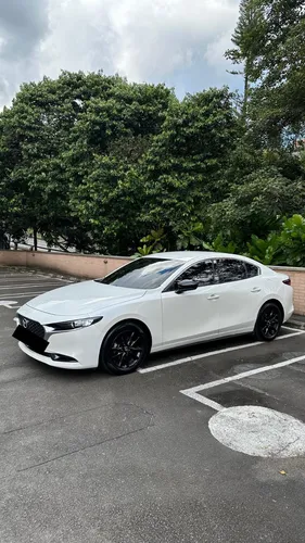 Mazda 3 2.0 Prime