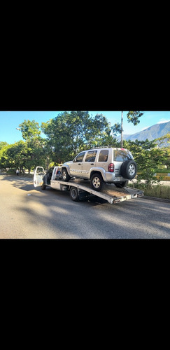 Imagen 4 de 5 de Servicio De Grua De Plataforma A Nivel Nacional 04129510099