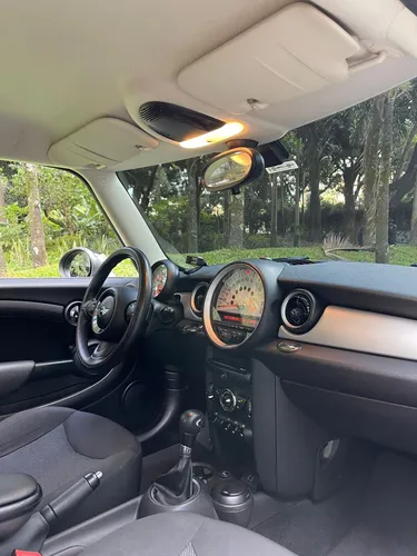 Mini Cooper Pepper 1.6 AUTOMÁTICO