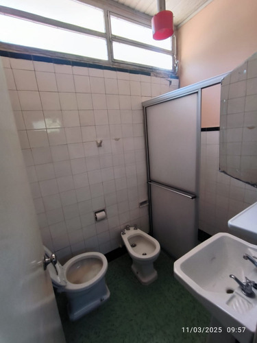 Venta Casa 5 Dormitorios Centro Con Cochera