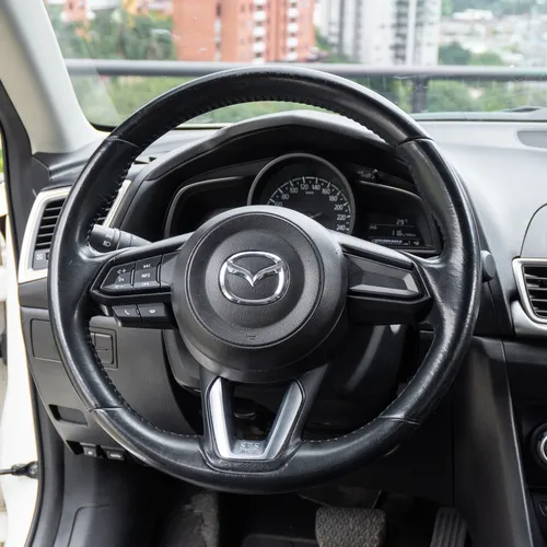 Mazda 3 2.0 Touring At