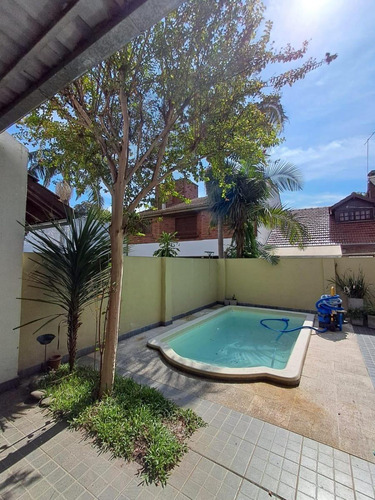 Ph En Venta - 3 Dormitorios 1 Baño - 146mts2 - Munro