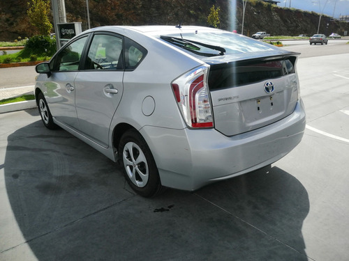Imagen 5 de 15 de Toyota Prius 2015 1.8 Base Hibrido At