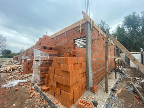 Imagen 17 de 18 de Dúplex En Venta, Lamadrid 264, A Dos Cuadras De Av. San Martín, Belén De Escobar