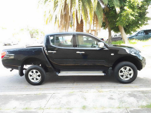 Imagen 2 de 15 de Mitsubishi L200 2012 2.5 Di-d Cabina Doble 4x4 Mt