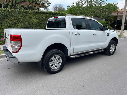 Ford Ranger 2.5 Xlt Cabina Doble 4x2 Mt