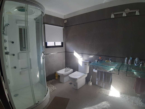 Casa Con Pileta En Complejo Casuarinas 2 En Canning