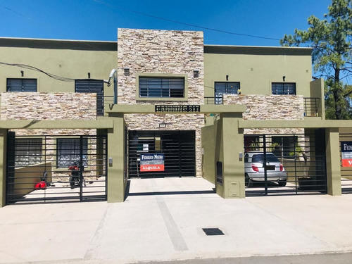 Imagen 2 de 8 de Departamento En Venta En José C Paz