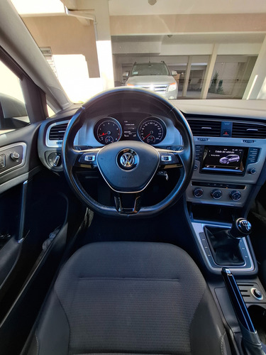 Volkswagen Golf 1.6 Trendline