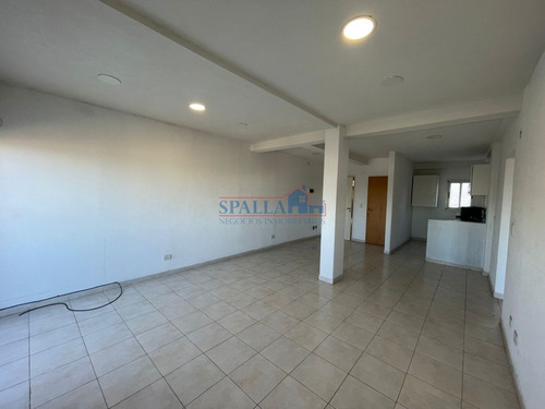 Alquiler Tres Ambientes Pilar Centro