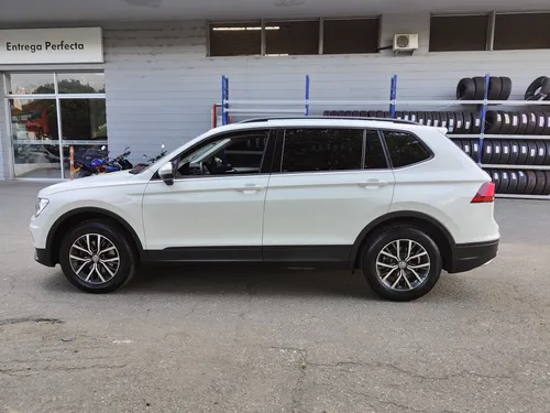 Volkswagen Tiguan Allspace Trendline 1.4 Tsi 2wd
