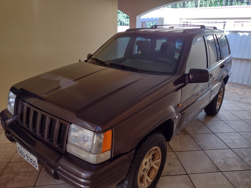 Jeep Grand Cherokee 5.2 Limited 5p