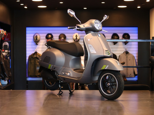 Vespa Gts 300 Super Tech Hpe Gris Entrega Hoy Gps Abs Led