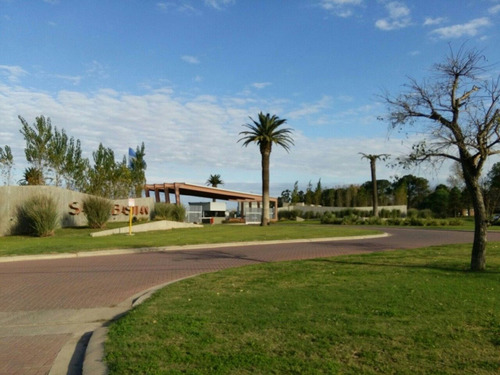 Vendo Lote En San Sebastian. Terreno De Esquina. Entrega Inmediata.