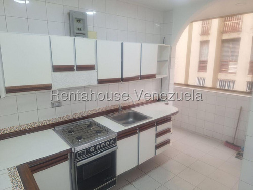 En Venta Apartamento En El Paraiso. Cod Flex: 25-22717