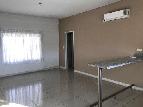 Imagen 3 de 14 de Departamento En Venta En Merlo Sur