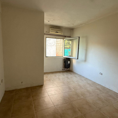Casa De Tres Ambientes En Venta En El Rocío, Pilar - Dueño Directo - No Inmobiliarias