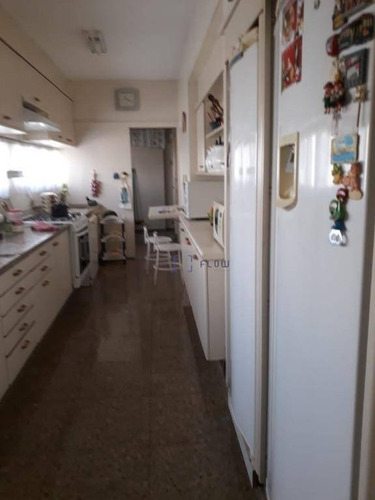 Apartamento 275m², 4 Dormitorios, 4 Suíte, 4 Vagas - Planalto - Ap10609