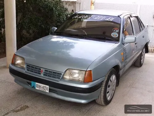 Parrilla Daewoo Racer