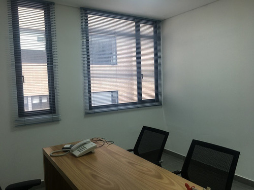 Imagen 2 de 21 de Bogotá, Chicó, Oficina/consultorio En Venta
