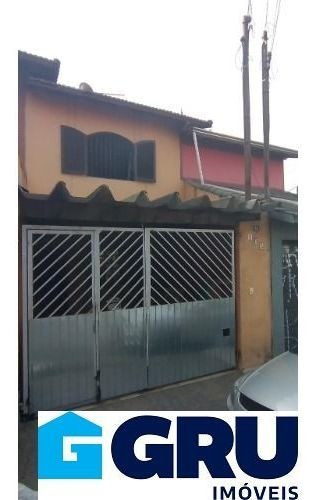 Sobrado Localizado No Jardim Santa Mena - Sob726