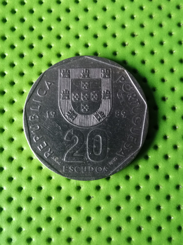 Moneda Republica Portuguesa 20 Escudos // Belgrano