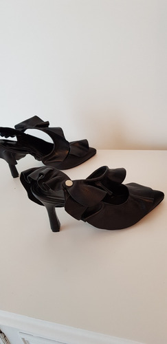 Zapatos De Diseño Marca Naima Talle 38 Como Nuevo, 1 Postura