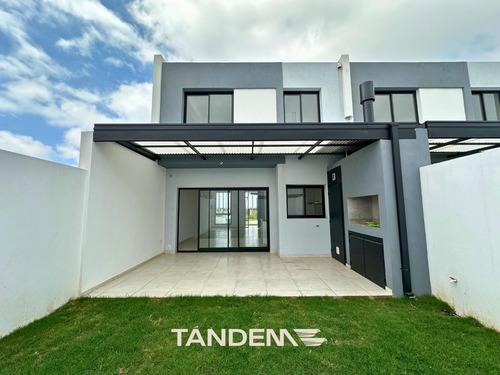 Duplex En Manantiales - Quebradas De Manantiales