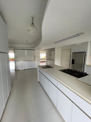 Mirador Del Hatillo, Se Vende Apartamento De Lujo, Actualizado.