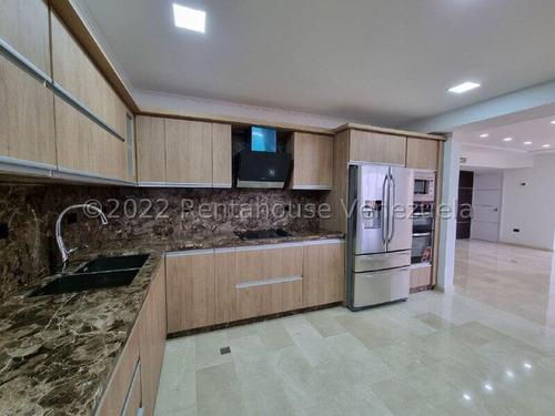 Maritza Lucena Vende Lujoso Apartamento Este De Barquisimeto