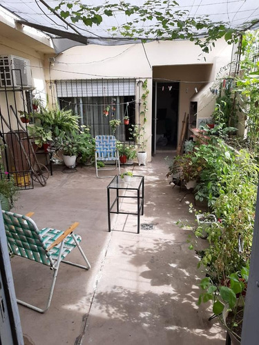 Venta Casa 2 Dormitorios C/ Salon De Ventas Excelente Sobre Avenida - Granadero Baigorria