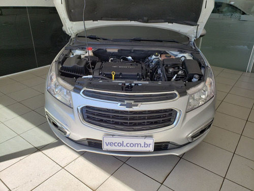 Imagem 12 de 13 de Chevrolet Cruze Sedan 1.8 16v 4p Lt Ecotec Flex Automático