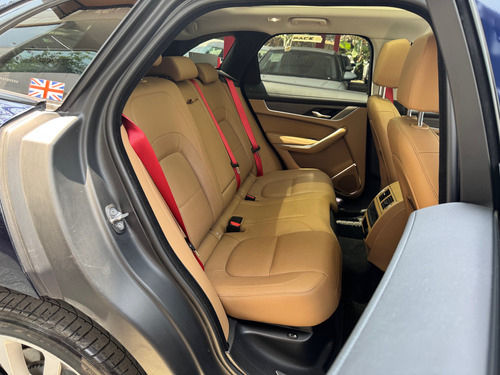 Jaguar F-pace 2023