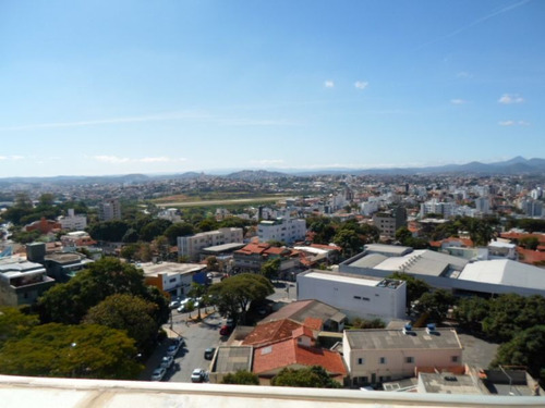 Flat Em Ponto Nobre Região Da Pampulha - 1085
