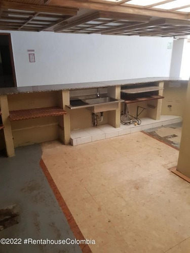 Imagen 8 de 18 de Vendo Comercial En Chico Norte Ii C.m 22-2851