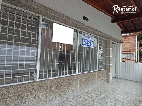 Oficina En Arriendo En Laureles. Cod A775204