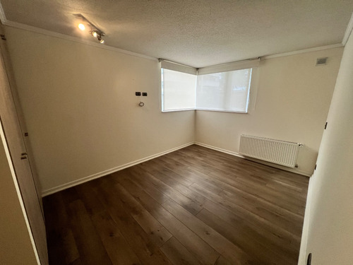 Vendo Amplio Depto En Primer Piso