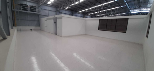 Imagen 10 de 22 de Se Vende Bodega En Cerritos Pereira