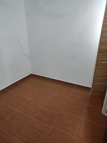 Edificio En Valle De Chalco