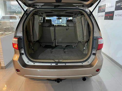 Toyota SW4 3.0 I Srv At C/cuero 4x4 (2009)