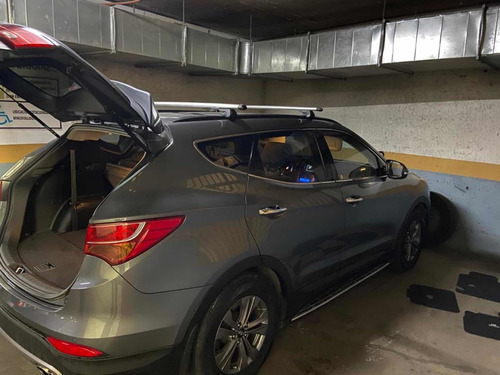 Imagen 9 de 13 de Hyundai Santa Fe Gls